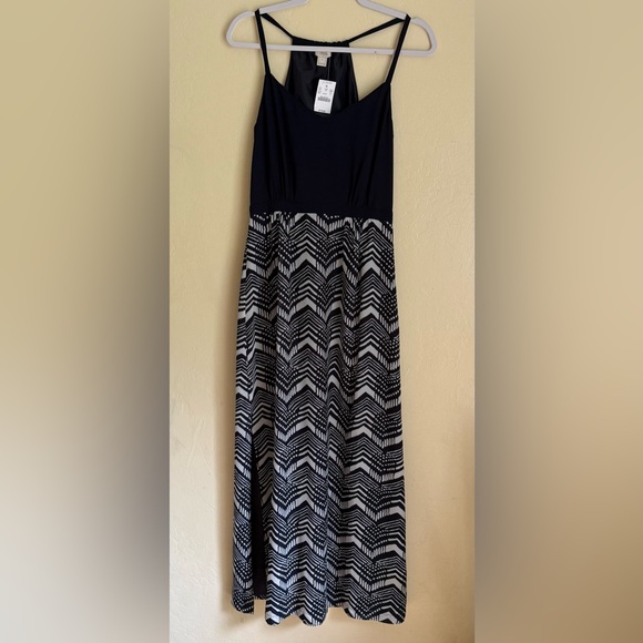J. Crew Dresses & Skirts - J. Crew Navy and White Chevron Maxi Dress